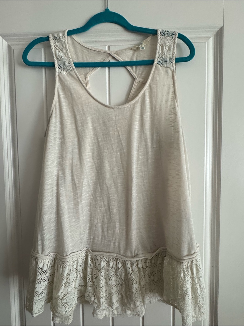 Kori Ivory Lace-Trim Sleeveless Tank Top